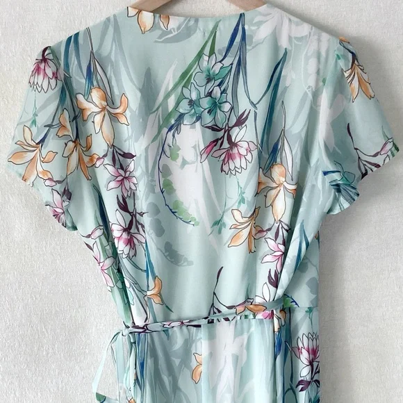 Yumi Kim Wrap Maxi Dress Woman’s Size Medium Mint Green Floral Print - Picture 7 of 12